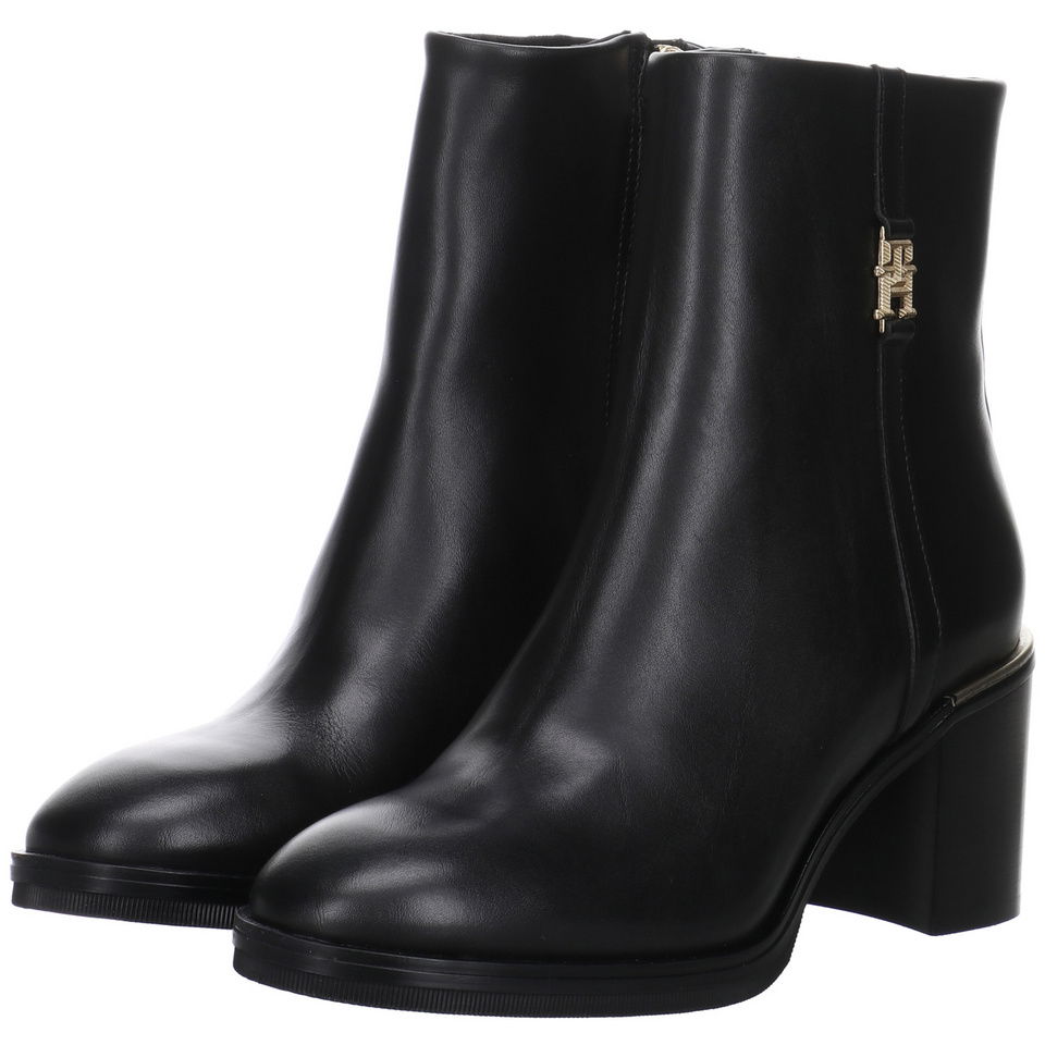 Tommy Hilfiger Feminine TH Hardware Mid Bootie