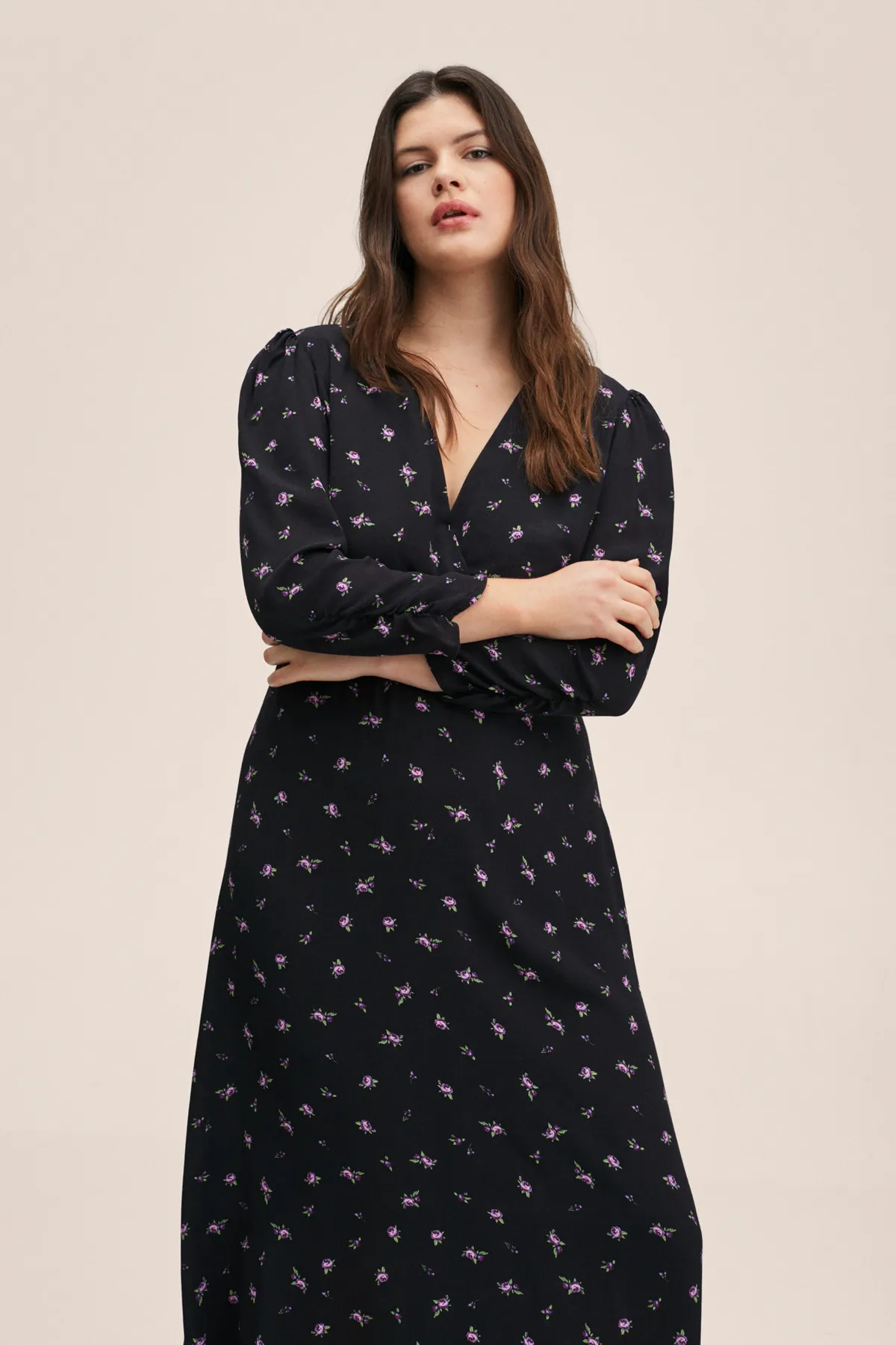 MANGO  27004016 Kleider und Overalls Schwarz
