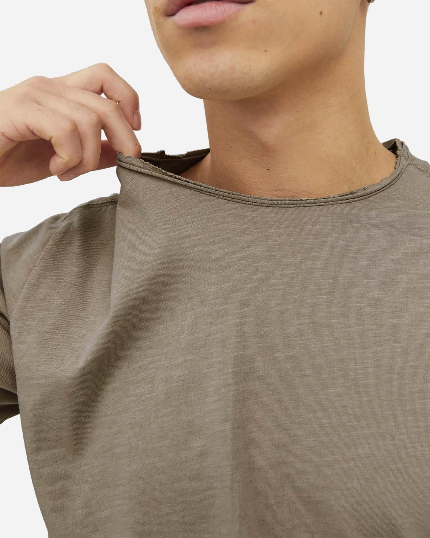 Tričko Jack & Jones Basher M 12182498-16-1104