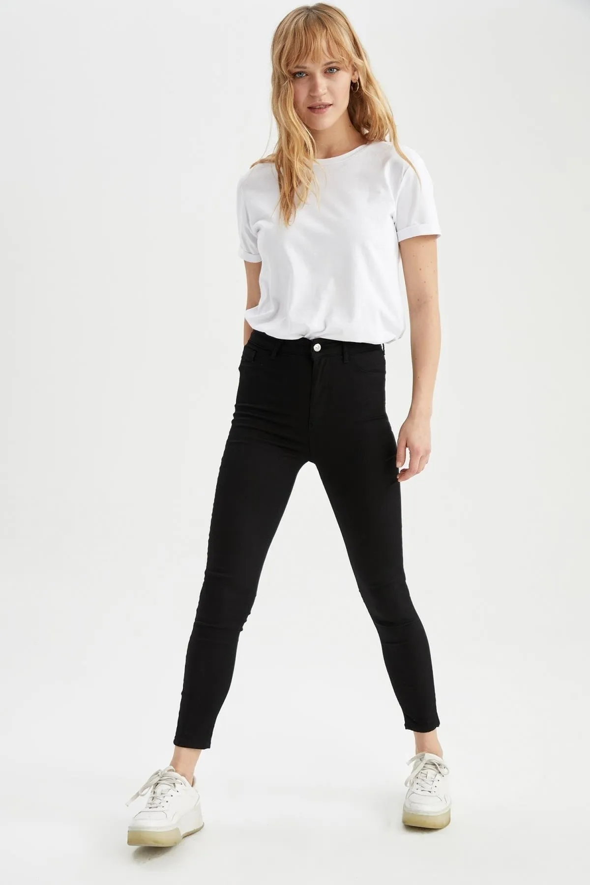 DeFacto  Jeanshose im Super Skinny Fit X0800az22sp