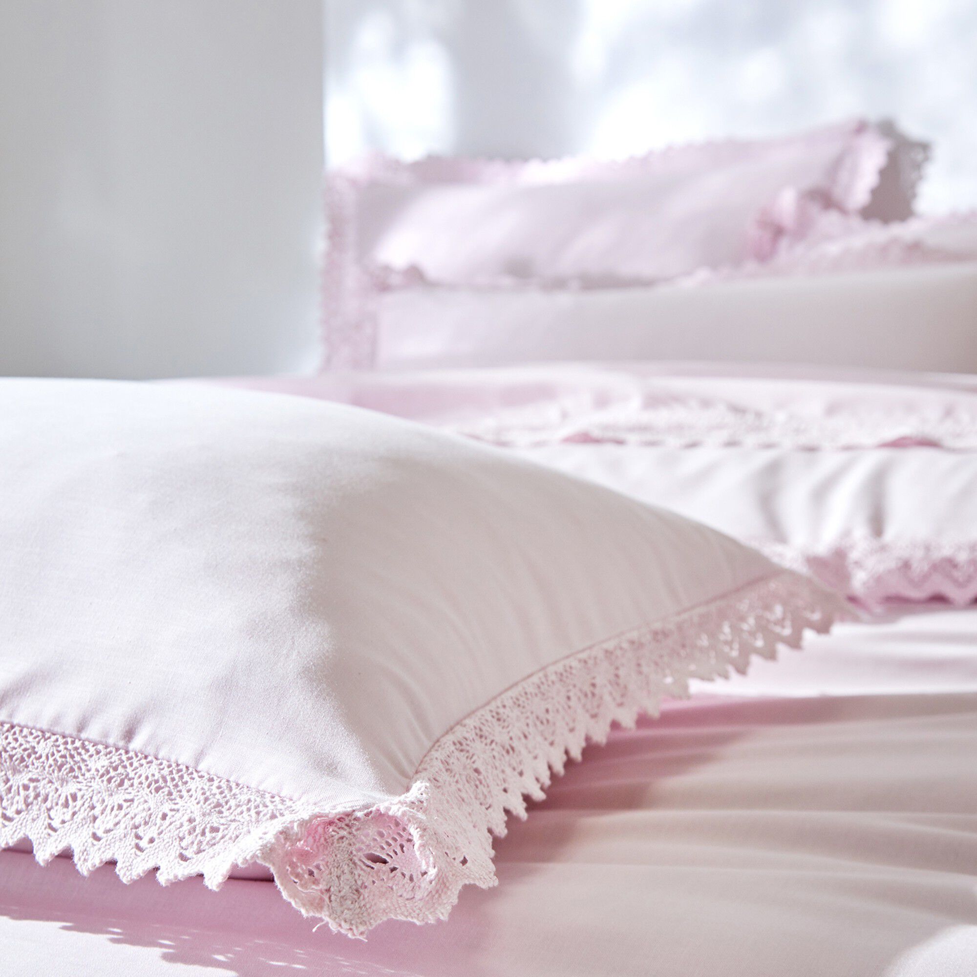 Linge de lit uni dentelle coton