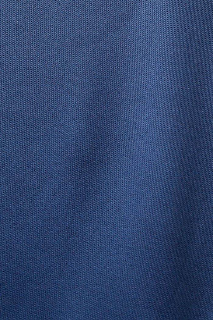 Satinbluse mit geknöpfter Front
