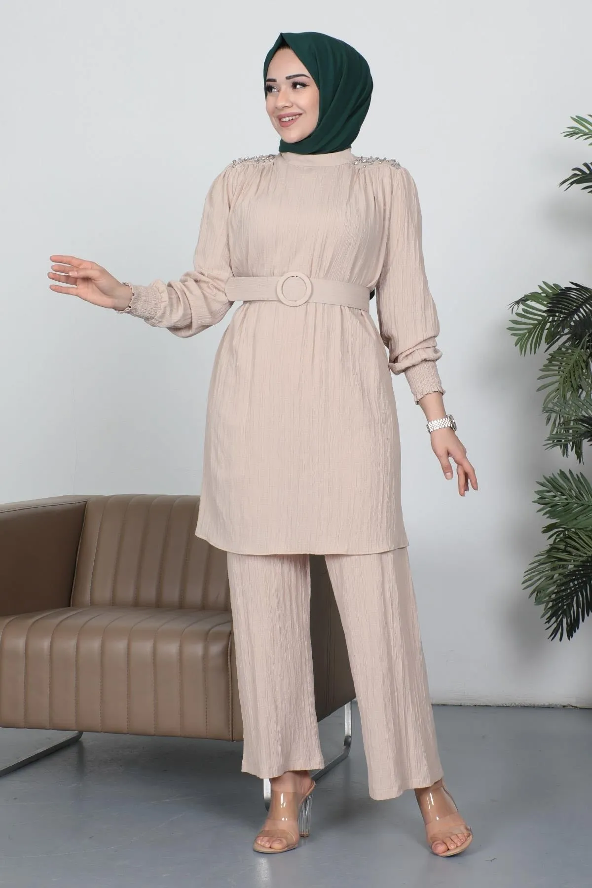 Modamihram  Anzug mit Steindetail und Gürtel, Beige 19112