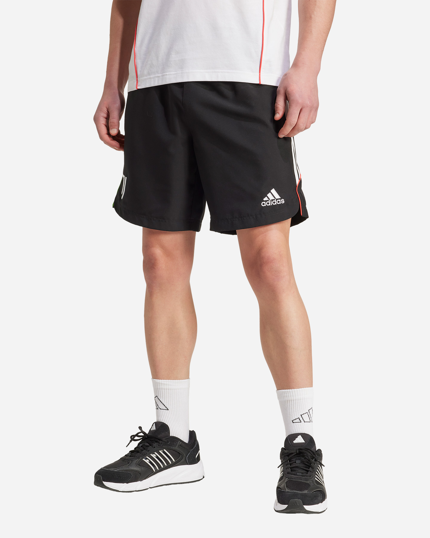 Oficiálne futbalové oblečenie Adidas Juventus Ubp M JF0454
