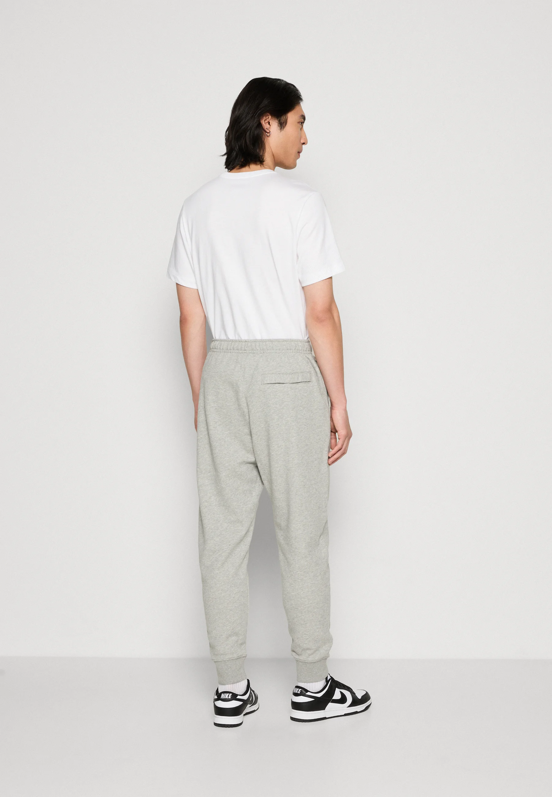 Nike Sportswear CLUB JGGR FT - Pantalones de chándal