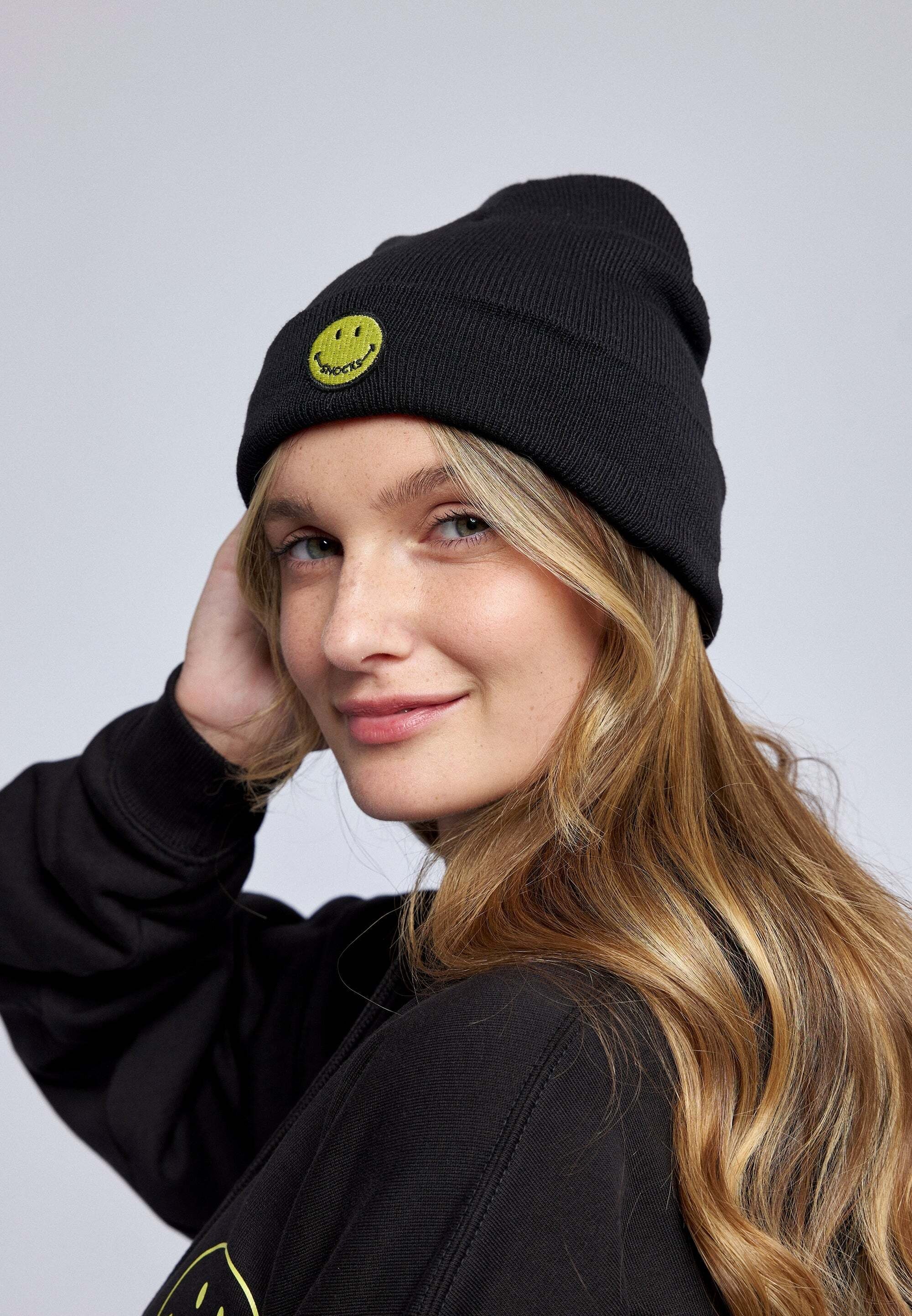 SNOCKS Beanie SMILEY X SNOCKS Beanie mit SMILEY Logo, aus SMILEY X SNOCKS Collection