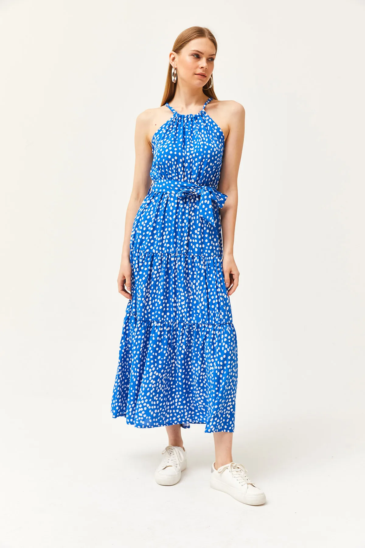 Olalook  Damen Polka Dot Saks Blau Neckholder Kleid aus gewebter Viskose mit Gürtel ELB-19001548