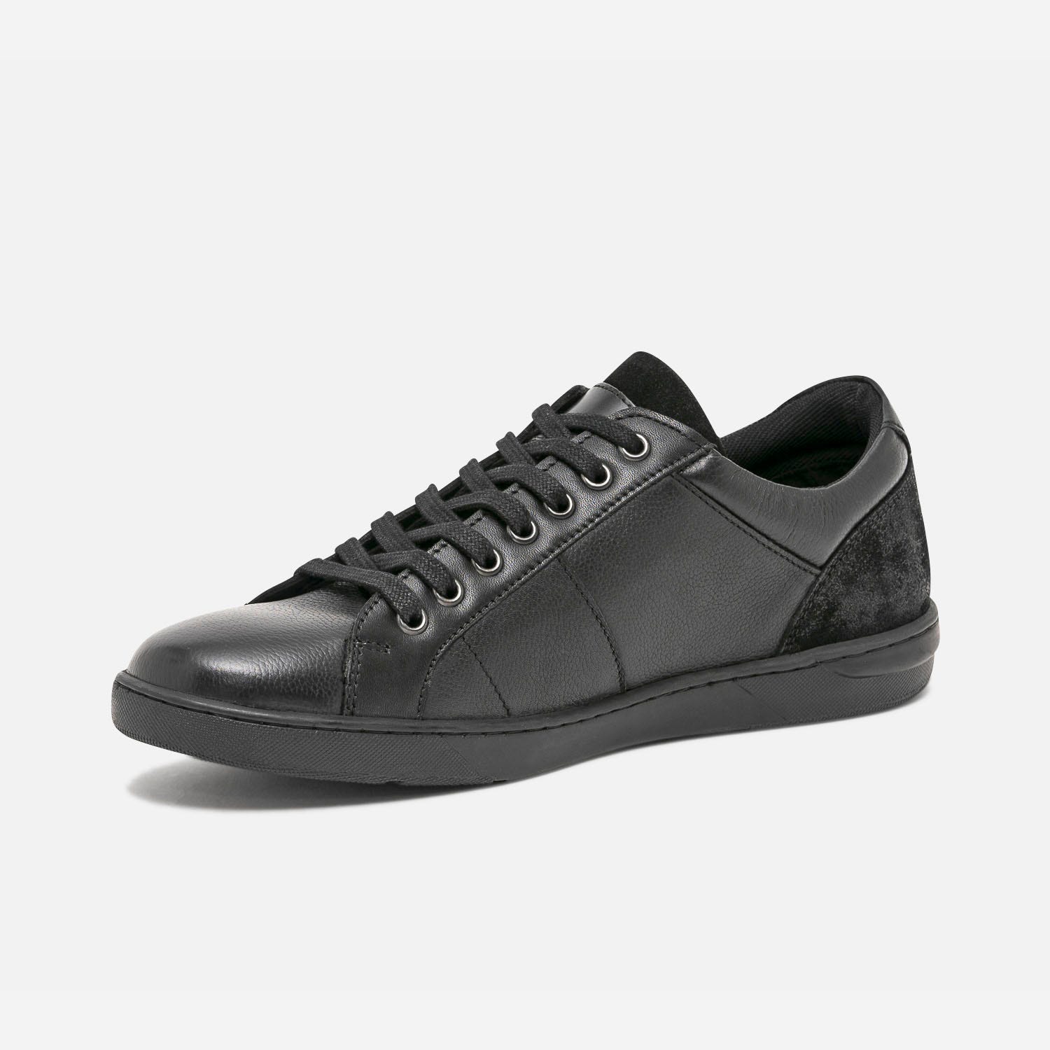 Tennis noire en cuir