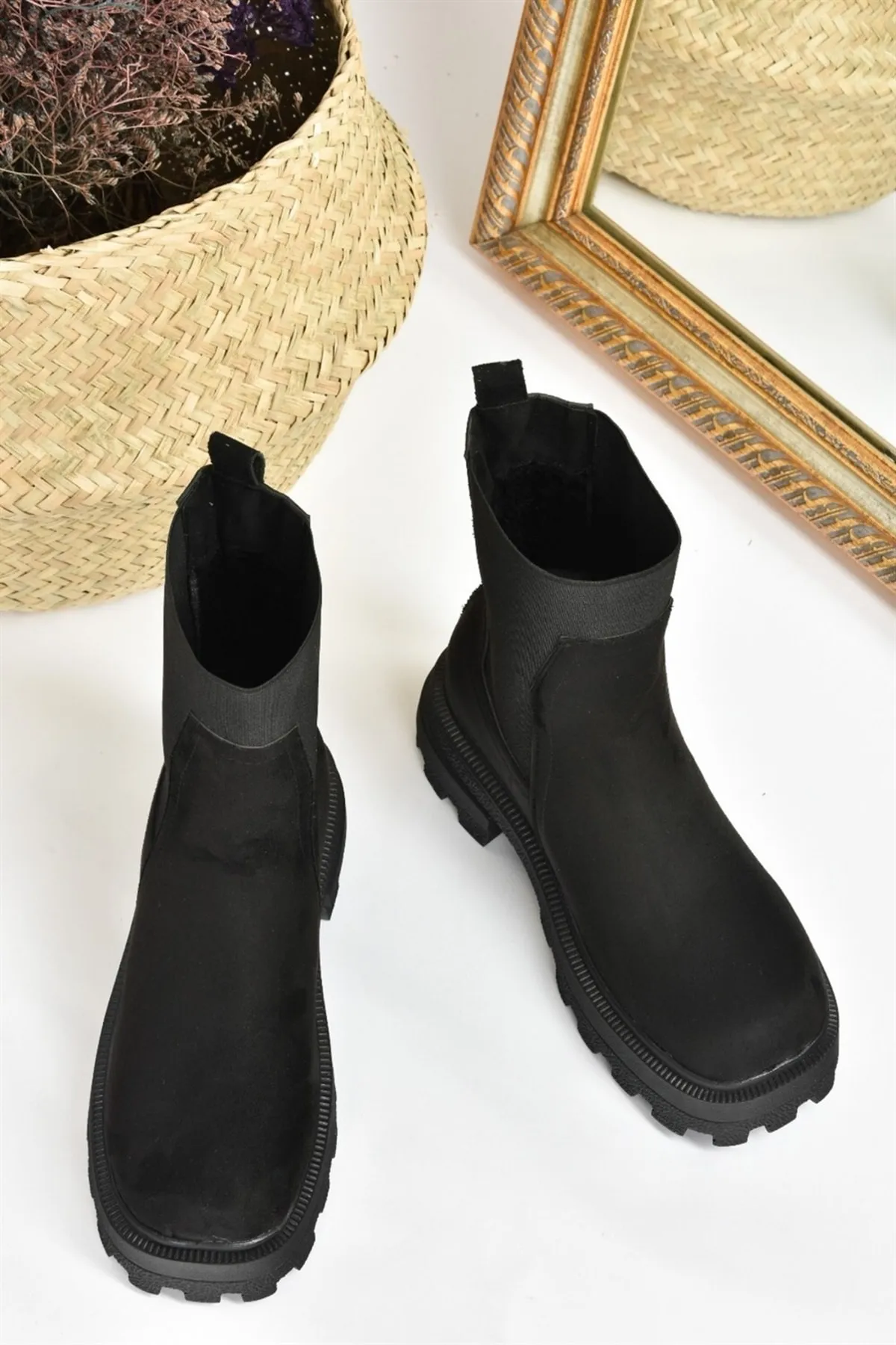 Fox Shoes  Damenstiefel aus schwarzem Wildleder L996050502