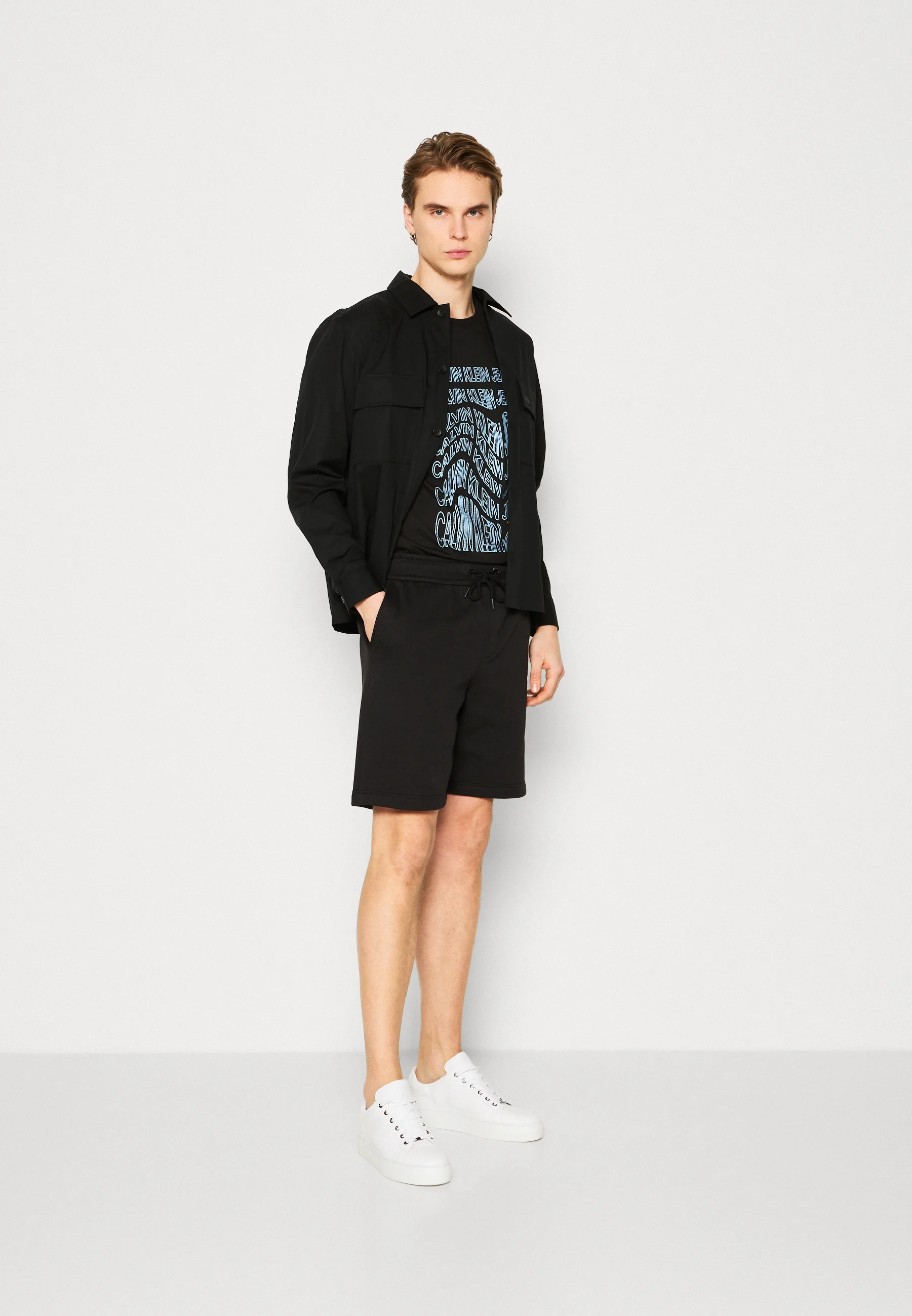 Pantalones deportivos Calvin Klein Jeans MONOLOGUE