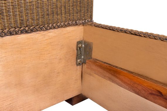 Junado® Massivholzbett Tunis, Korbbett aus Loom, aus Handarbeit und pflegeleicht