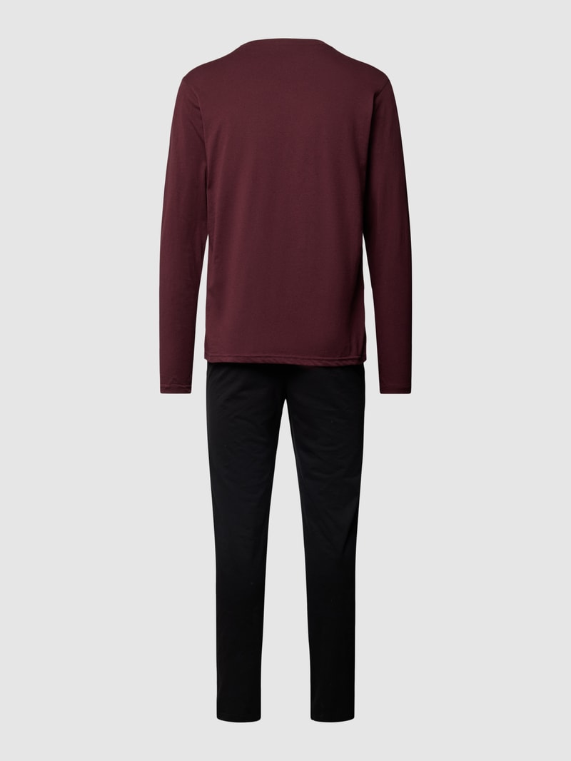 Pyjama mit Rundhalsausschnitt Modell 'BASIC LABEL' in bordeaux rot