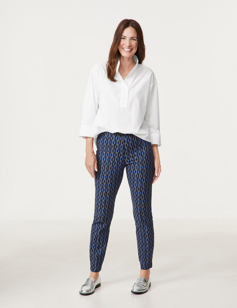 Gemusterte Stretchhose
