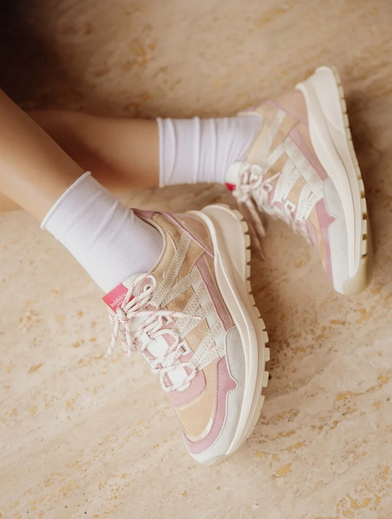 Skylar - Pinky Pinky