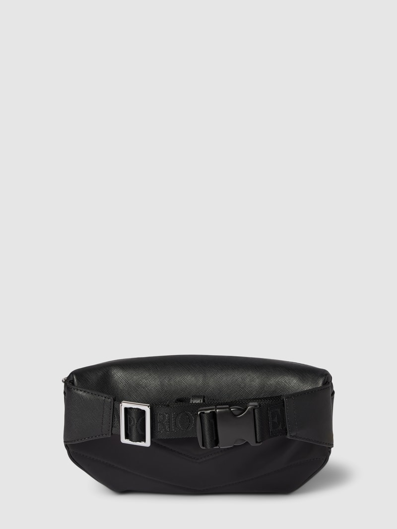Bauchtasche aus Leder mit Label-Stitching in schwarz