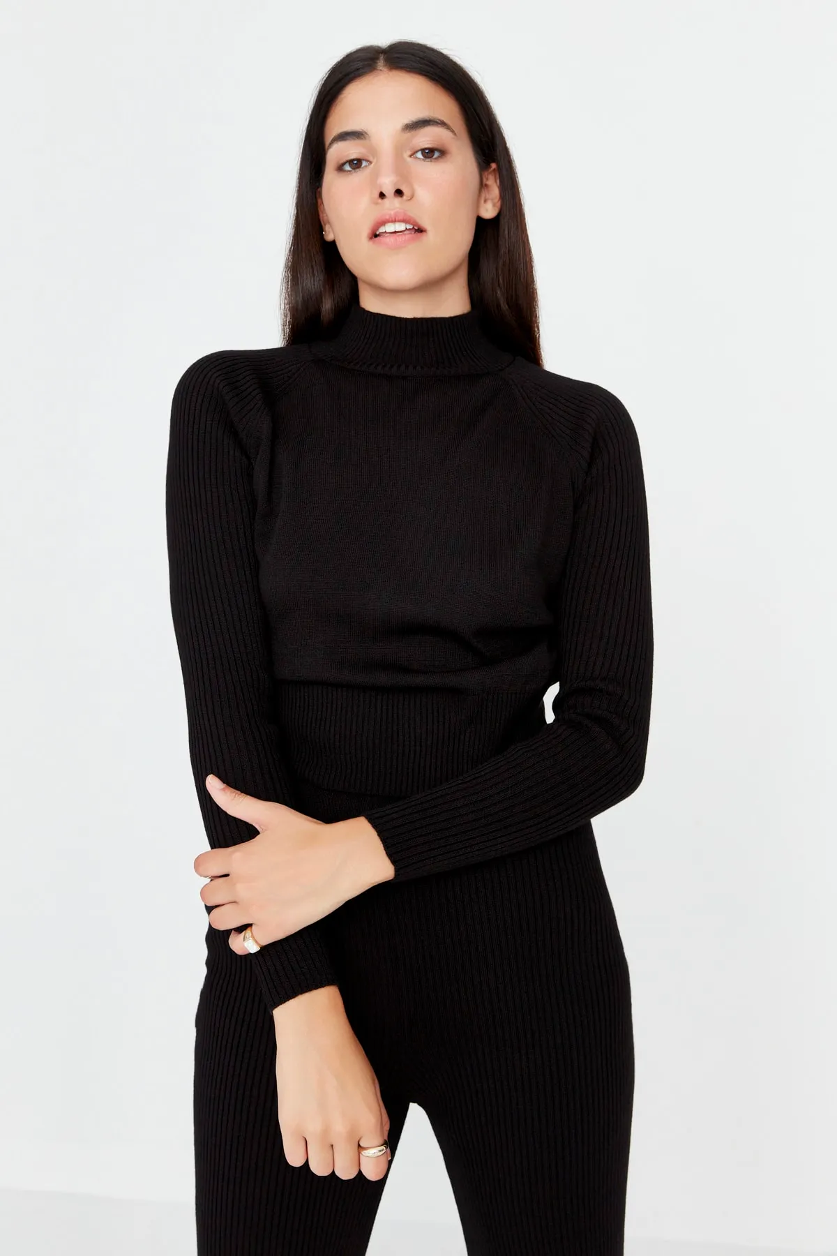 Trendyol Collection  Schwarzes Crop Wick Strickoberteil und -unterteil-Set TWOAW23AU00238