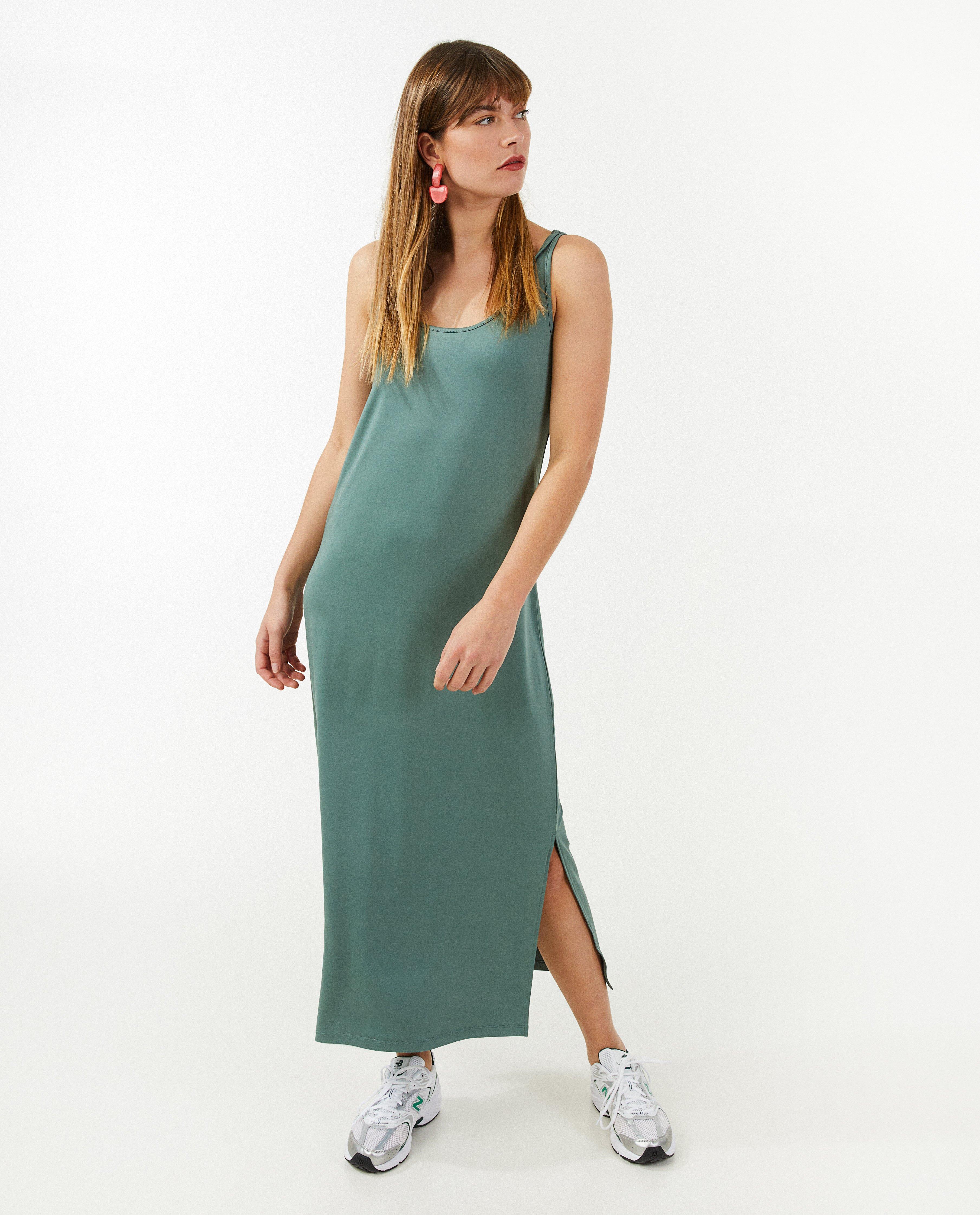 Sora ujjatlan ruha khaki