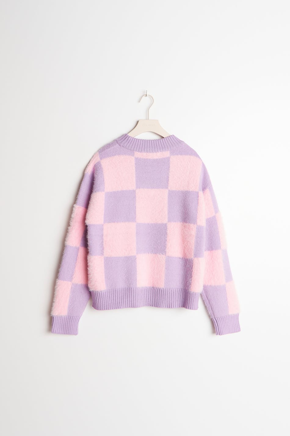 Y knit checked sweater
