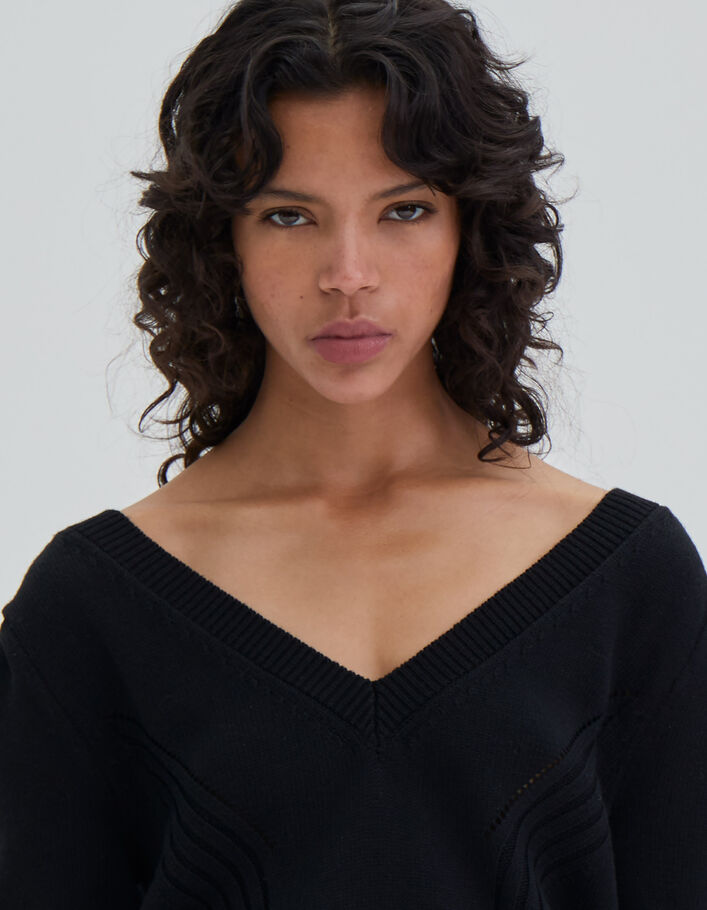 Robe courte noire en maille jeux de points chevrons femme
