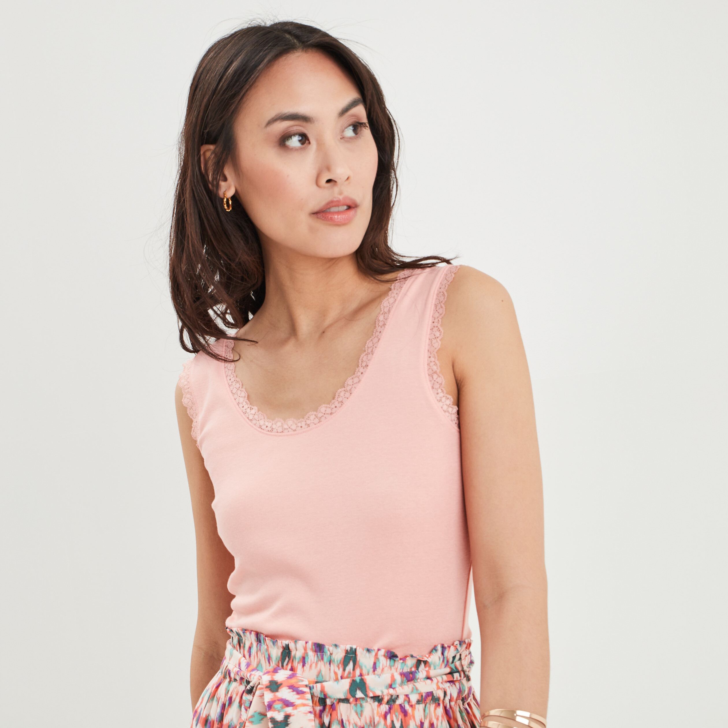 Débardeur bords festonnés à l'encolure rose corail femme | La Halle