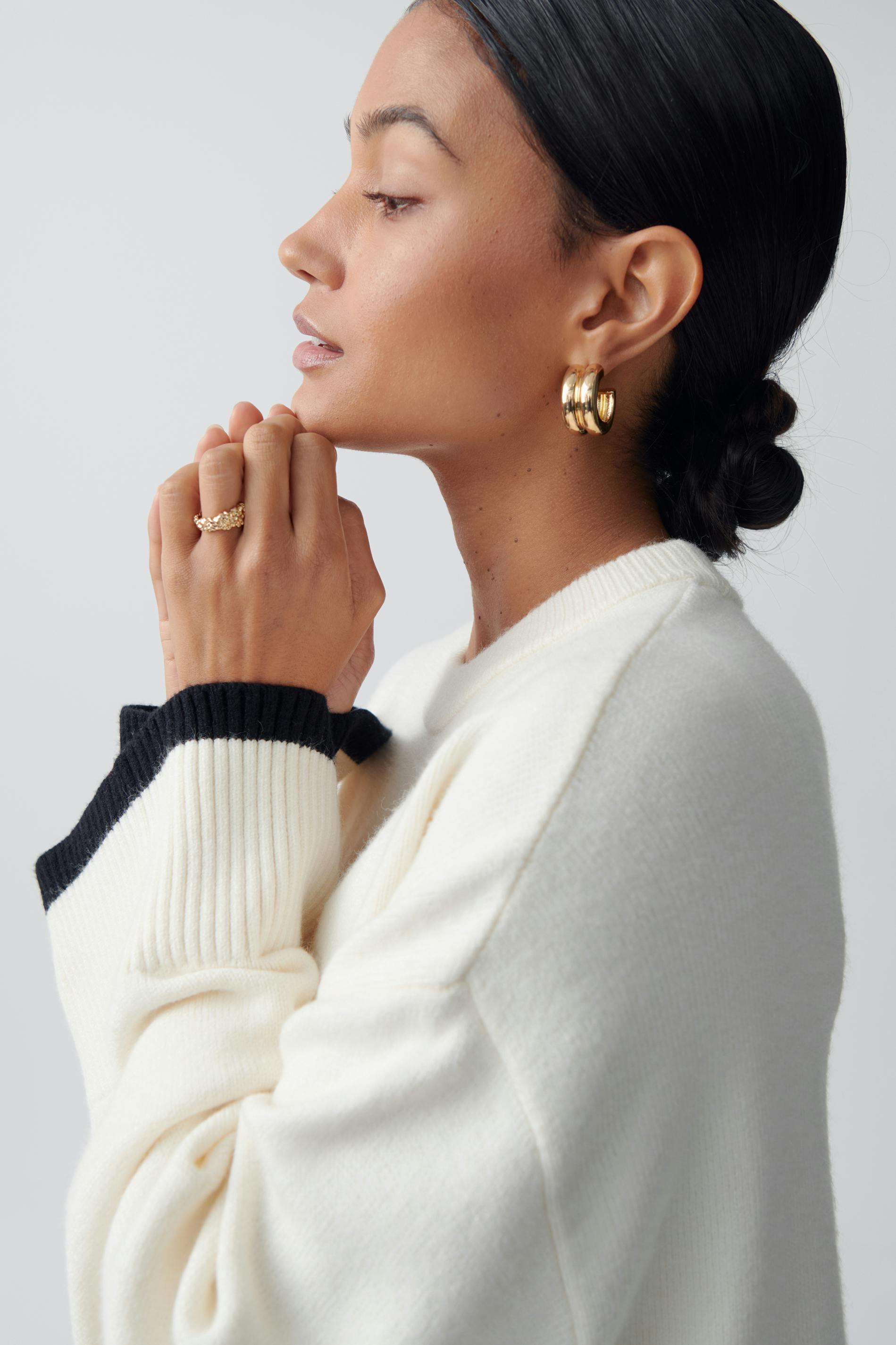 Contrast knit sweater
