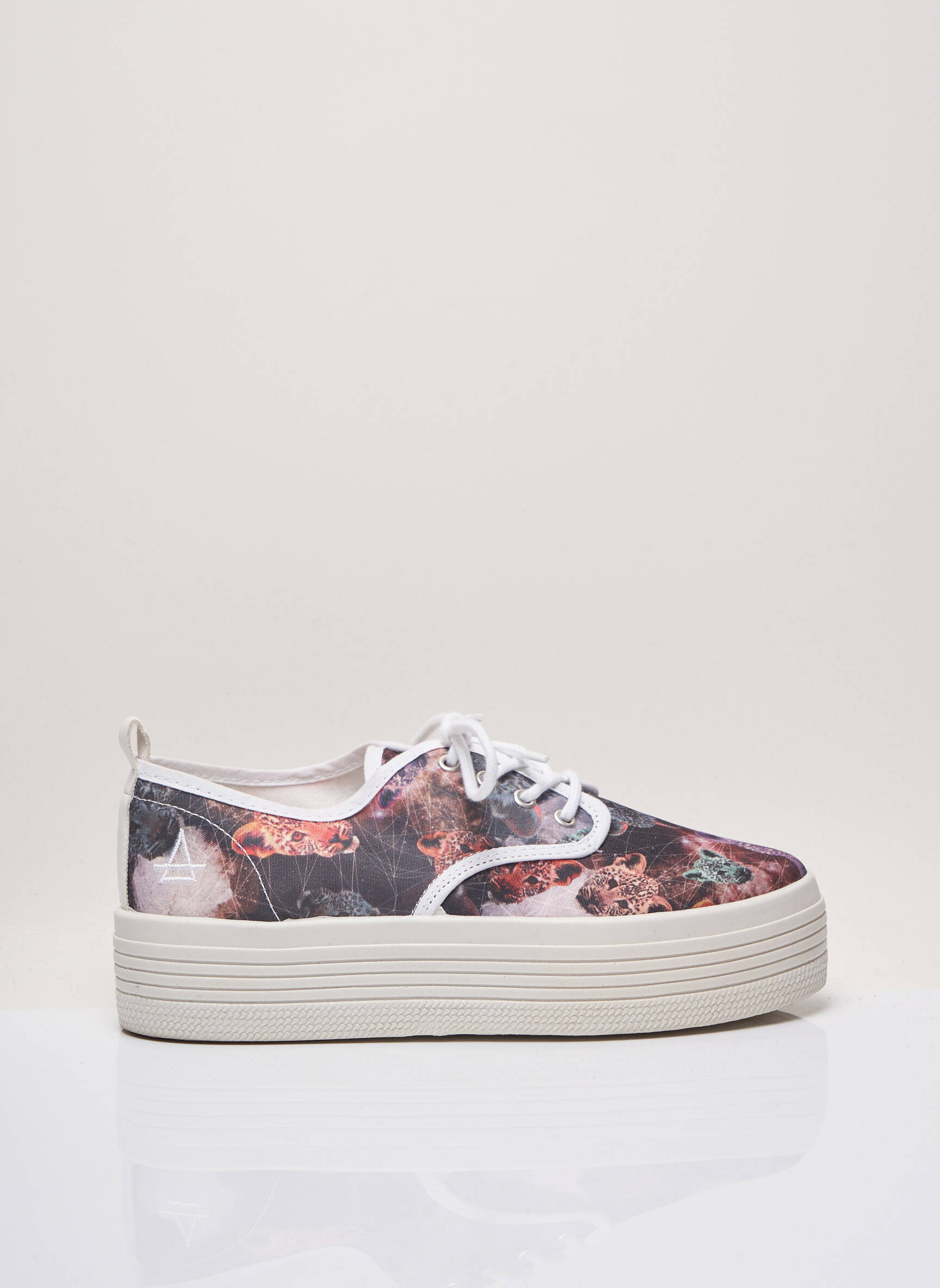 Eleven Paris Baskets Femme couleur gris