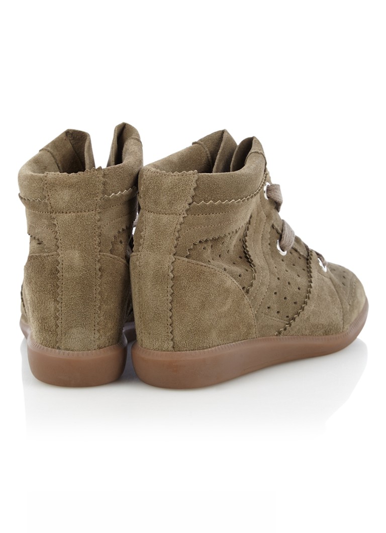 Sneaker con zeppa Bobby di Isabel Marant realizzata in pelle scamosciata di vitello.