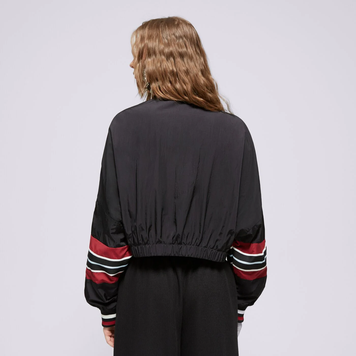 ELLESSE SWEATSHIRT MIT REIßVERSCHLUSS   TAMMY CROP TRACK TOP Schwarz