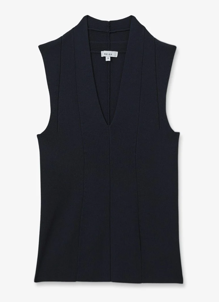 Top Kimmy in maglia fine di Reiss, scollo a V