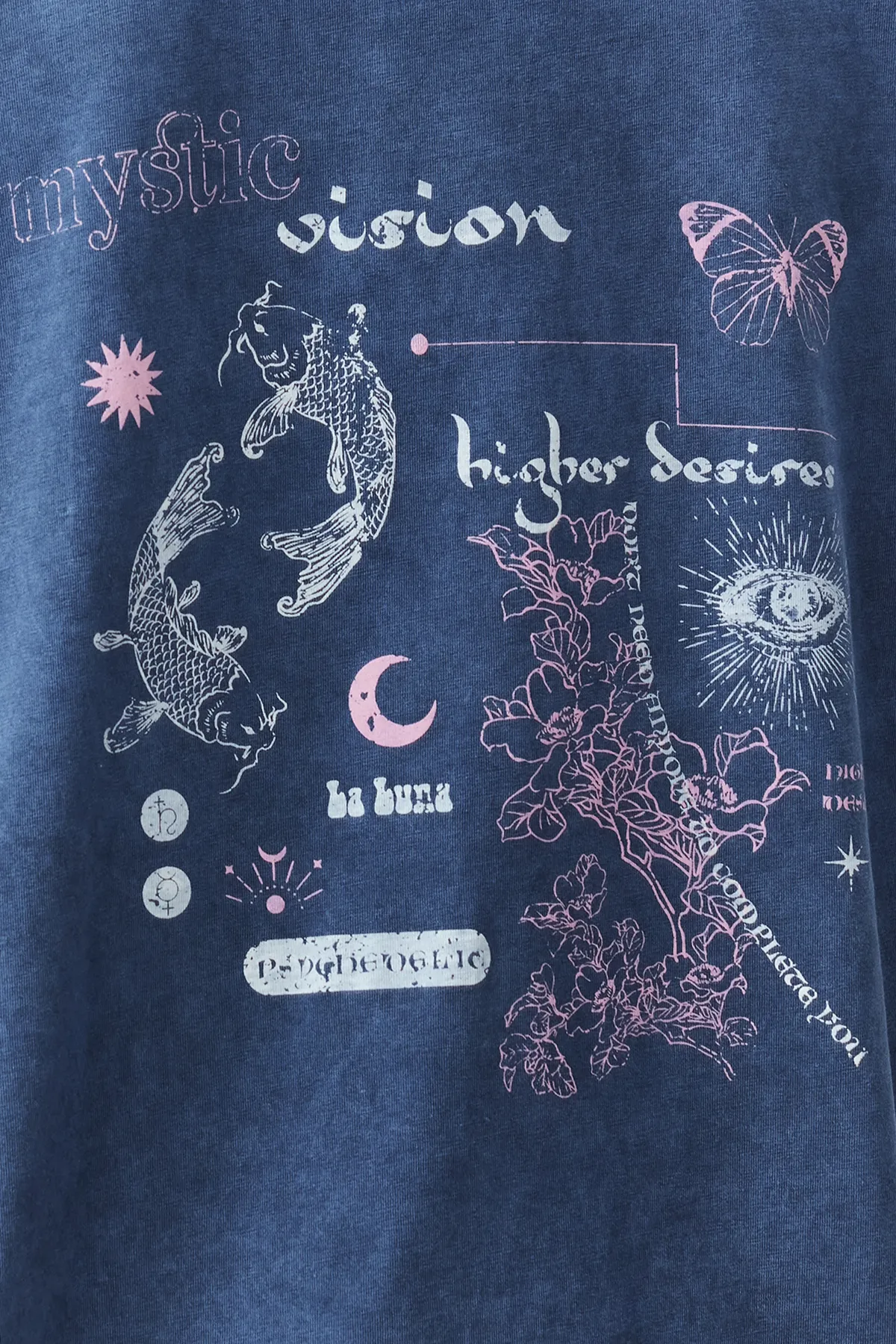 Trendyol Collection  Indigofarbenes Boyfriend-Strick-T-Shirt aus 100 % Baumwolle mit verblasstem Effekt auf der Rückseite und Rundhalsausschnitt TWOSS23TS00109