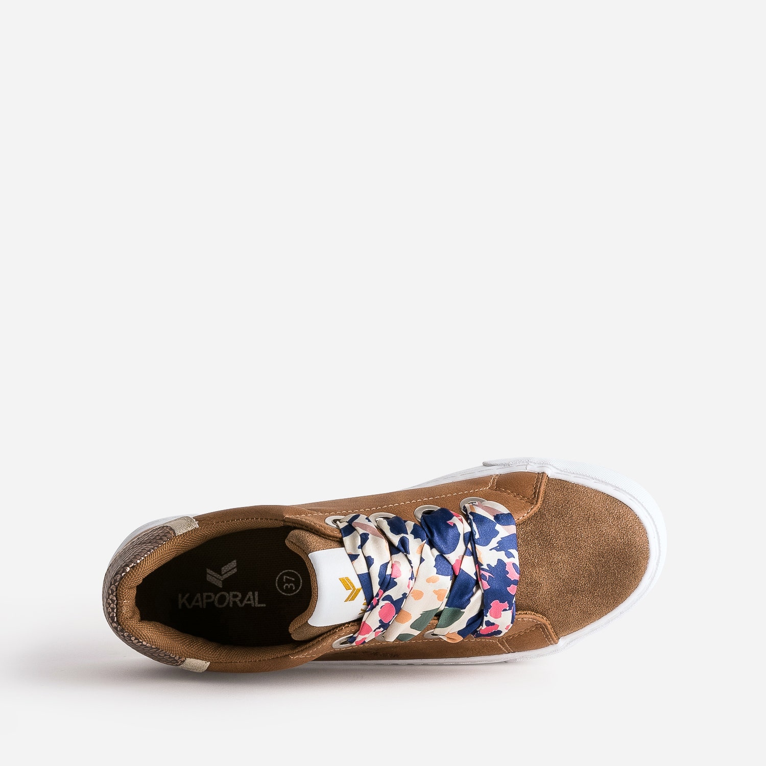 Tennis KAPORAL camel avec lacets ruban