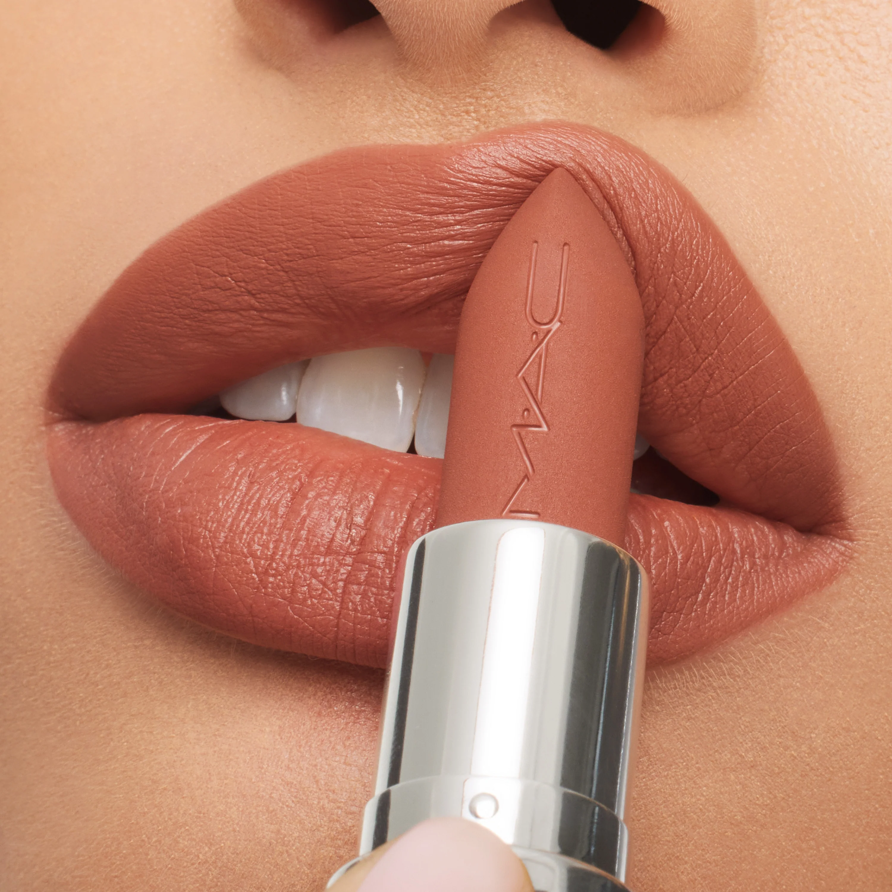 M·A·CXIMAL SILKY MATTE LIPSTICK - Matte lipstick, lipstick