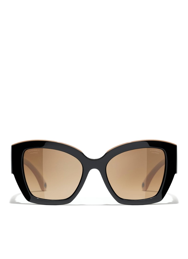 Ochelari de soare Chanel în formă de fluture