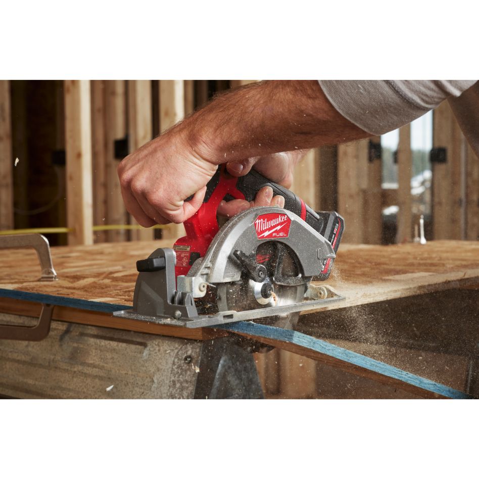 Milwaukee 4933493489 M12 FCS442-502X FUEL™ kompakt cirkelsåg 12 V 2x5,0 Ah i HD-låda