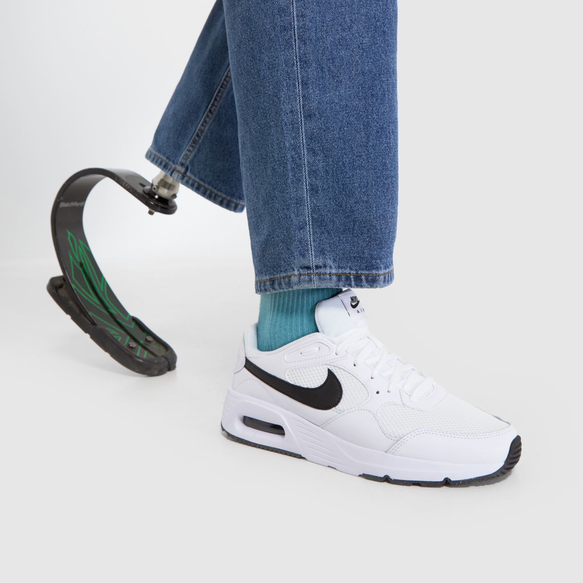 Superge Nike Air Max SC v beli in črni barvi