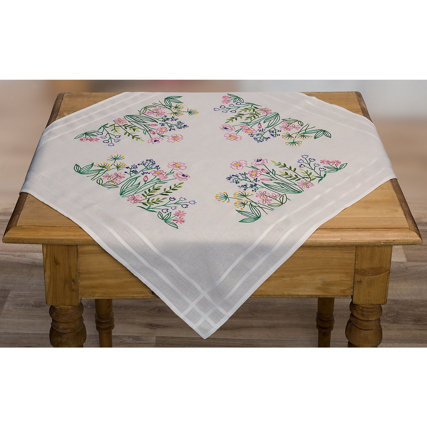 Stickmitteldecke 