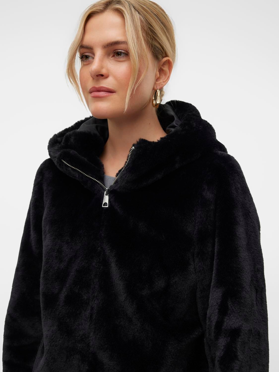 VMSONJAHOODIE Jacke
