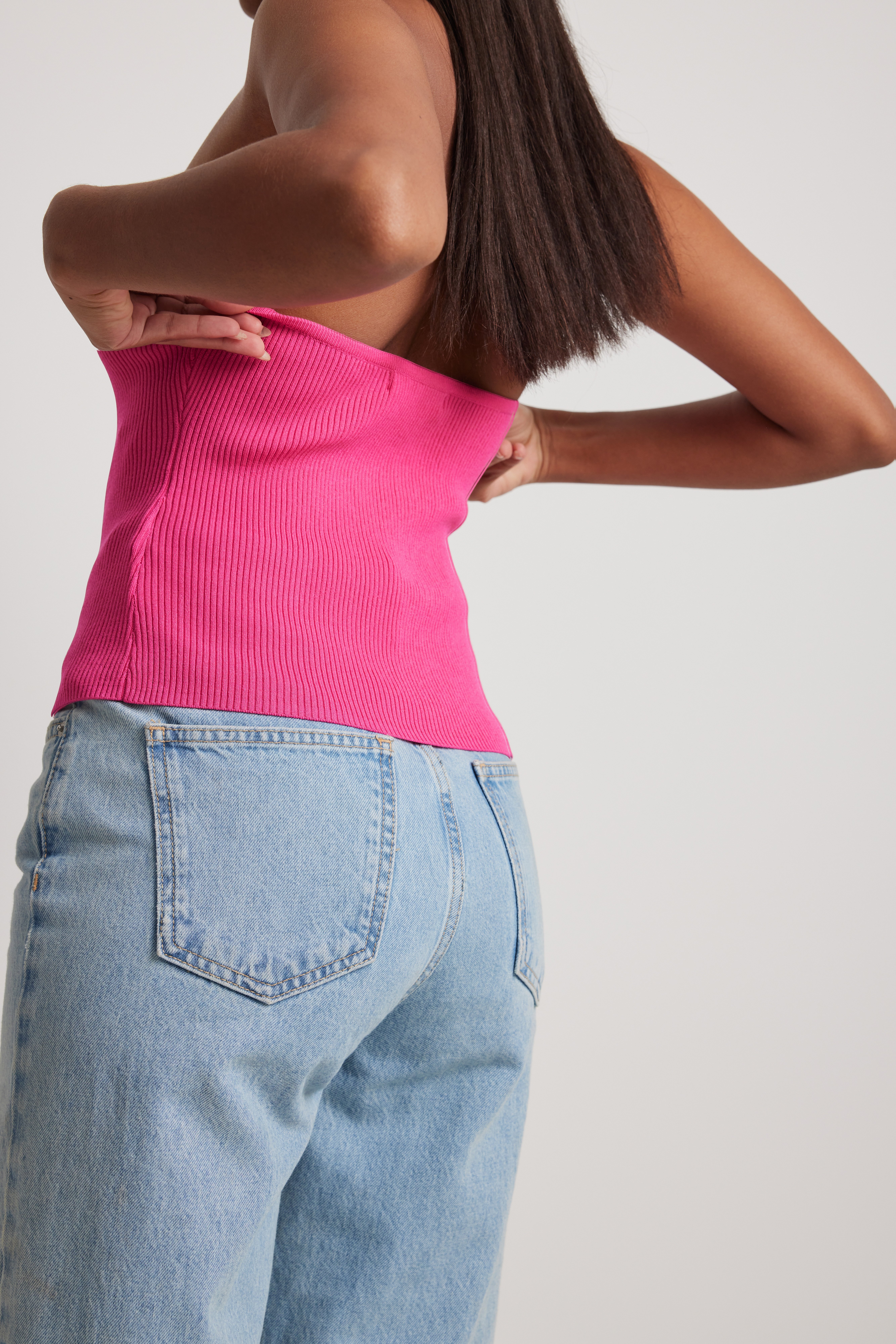 Fein gestricktes Cut-Out Bandeau Top