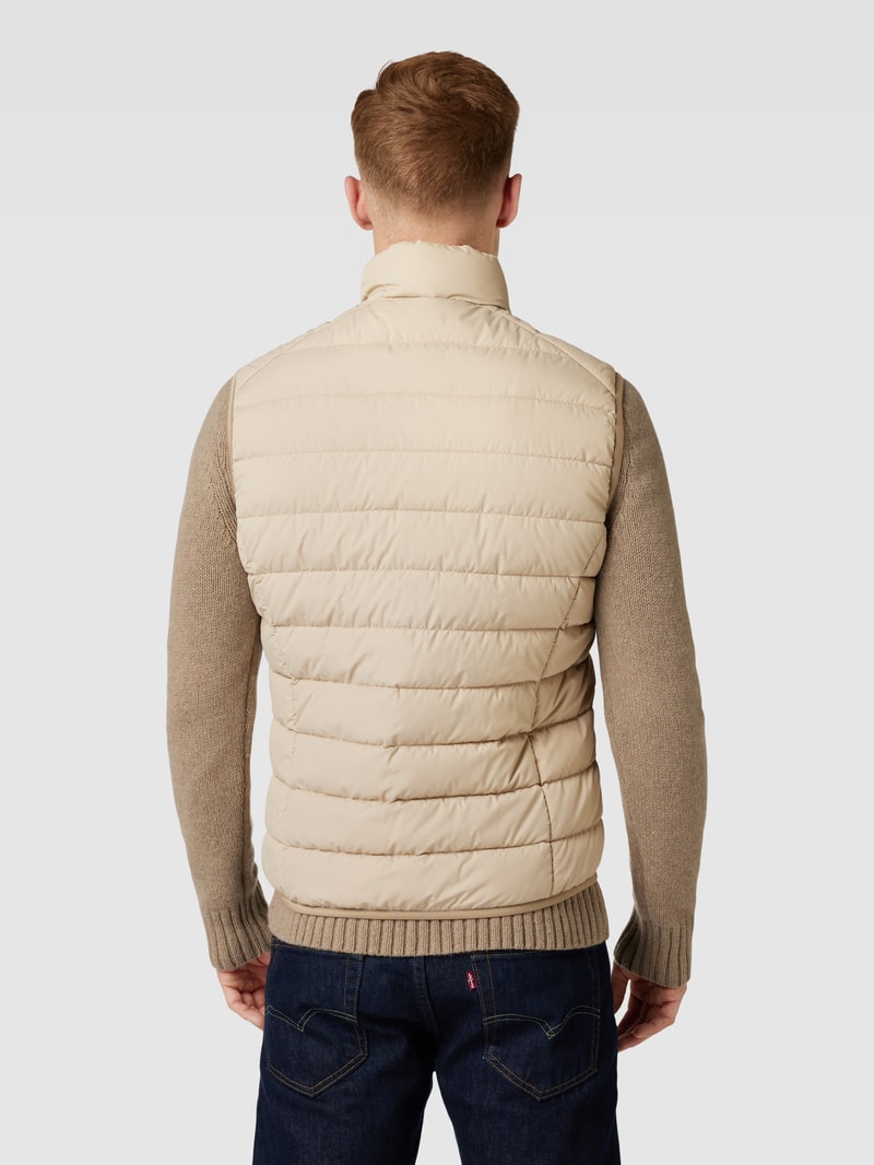 Steppweste mit Stehkragen in beige