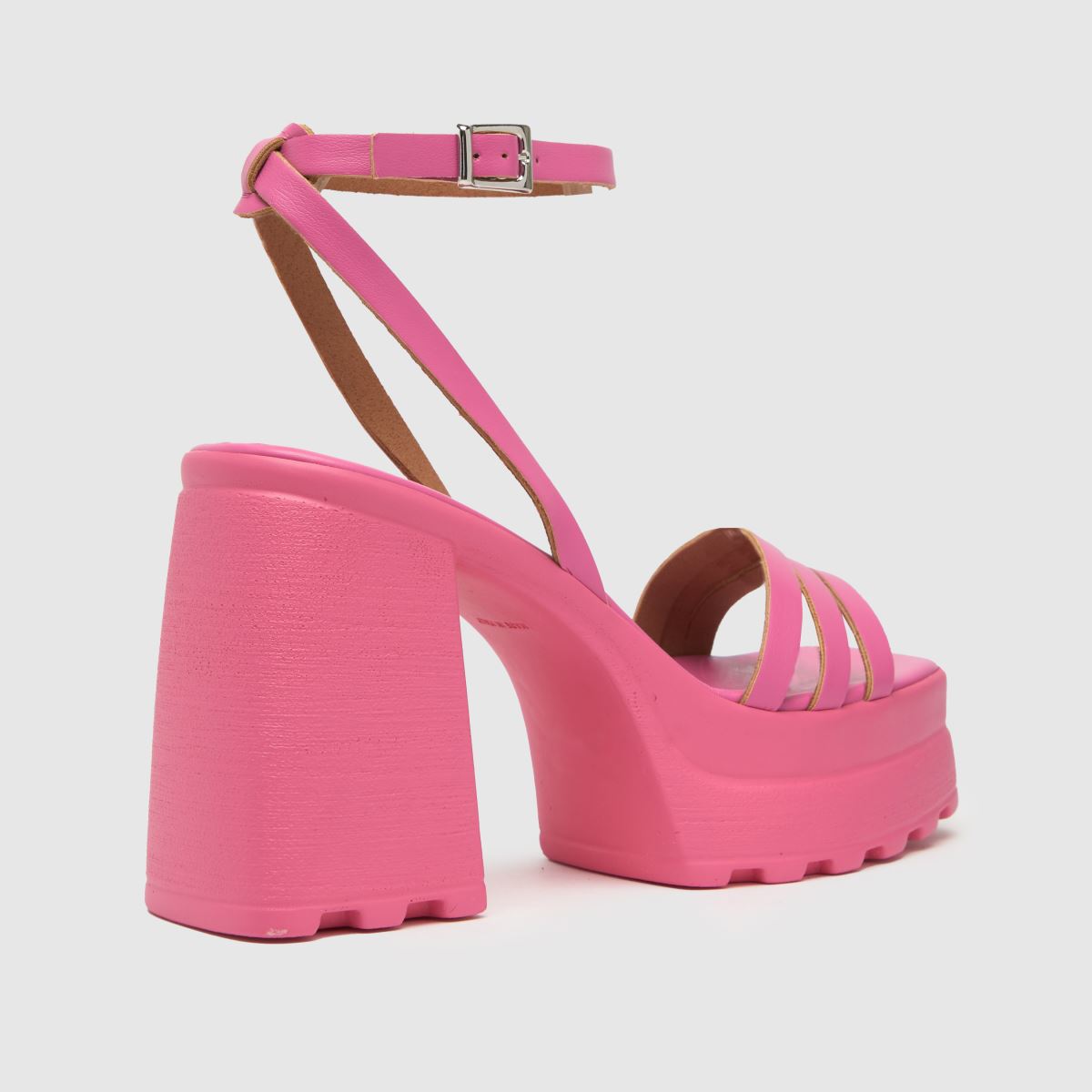 Schuh Sofia platformos magassarkú rózsaszínben