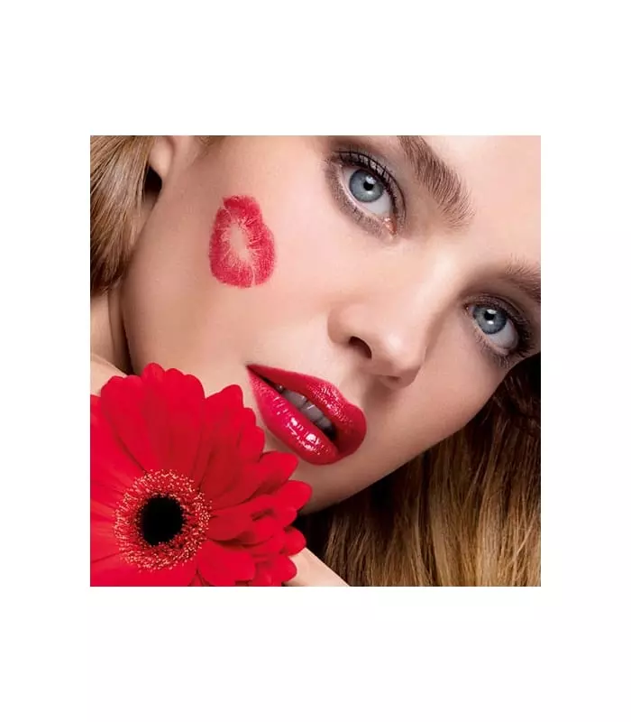 KISSKISS SHINE BLOOM Rouge brillant 95% d'ingrédients d'origine naturelle*