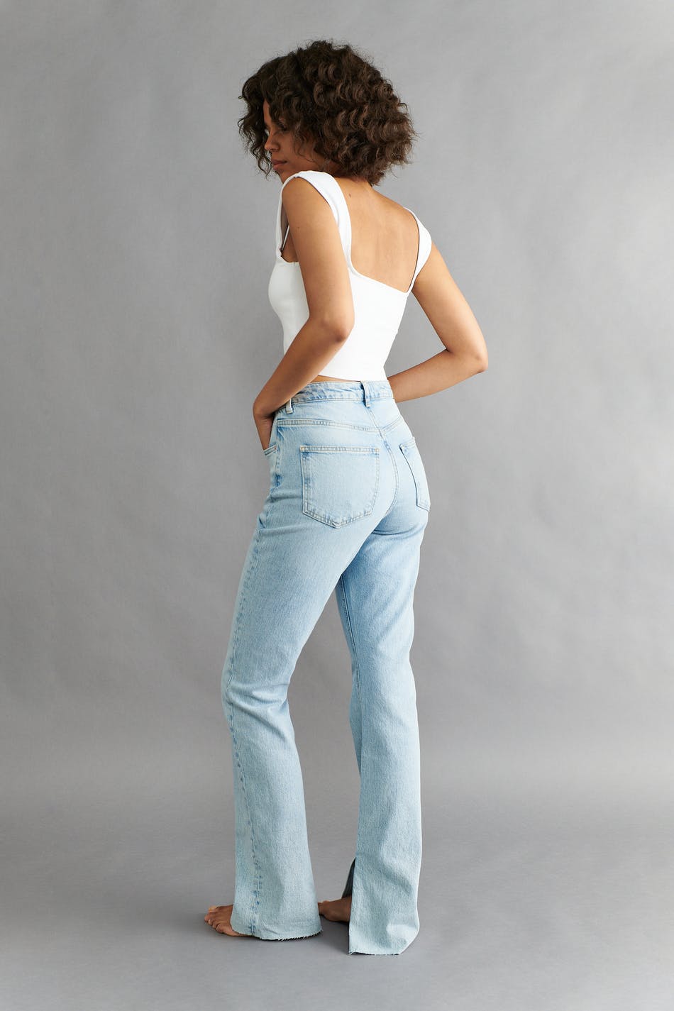 High waist slit jeans