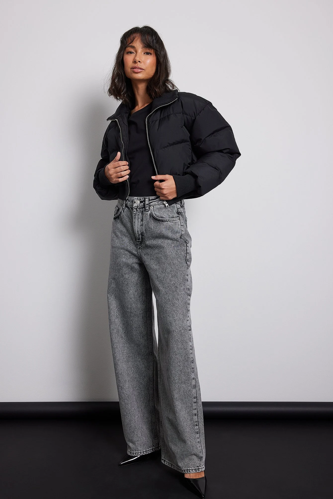 Gefütterte Cropped-Jacke mit Daunenmischung