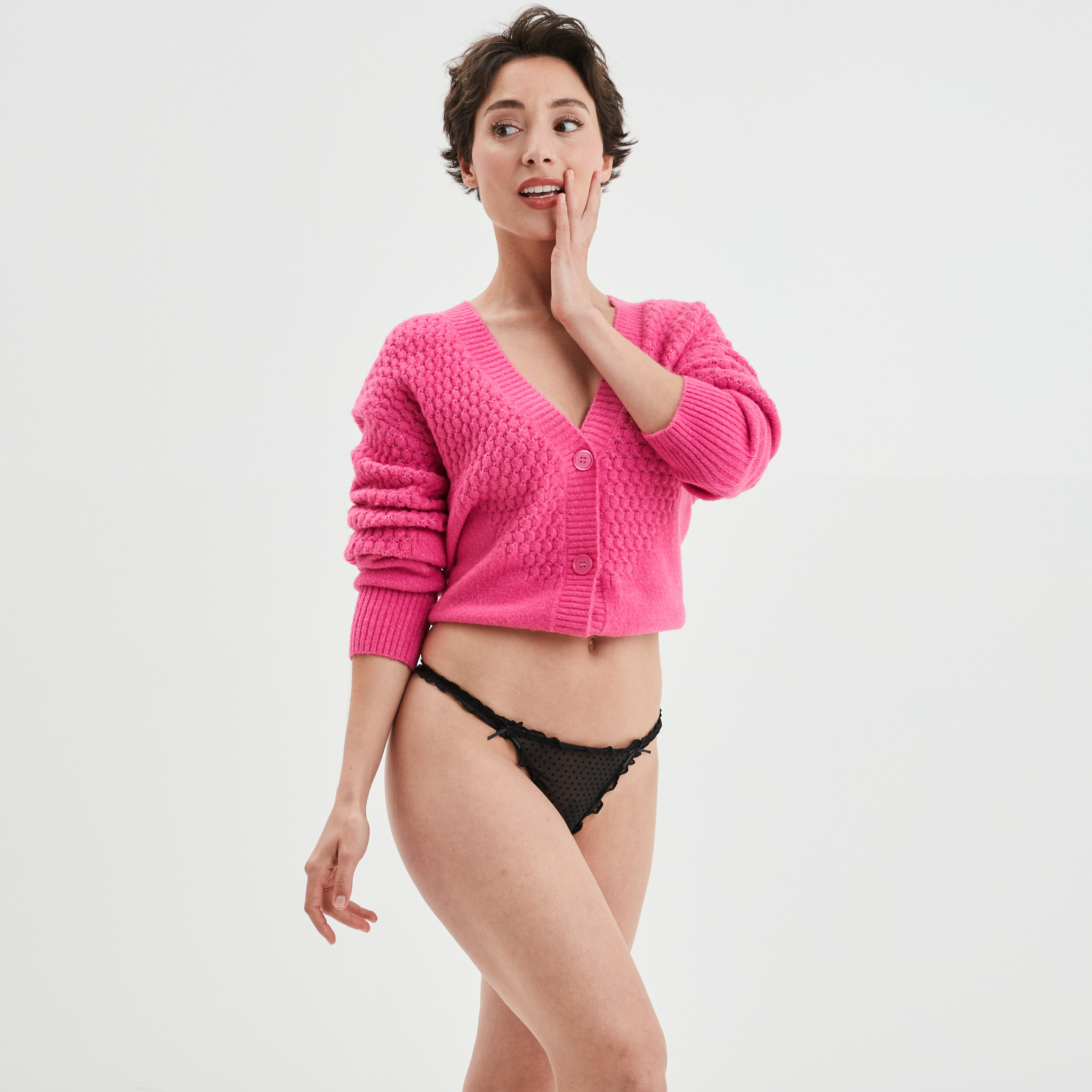 String en dentelle noir femme | La Halle