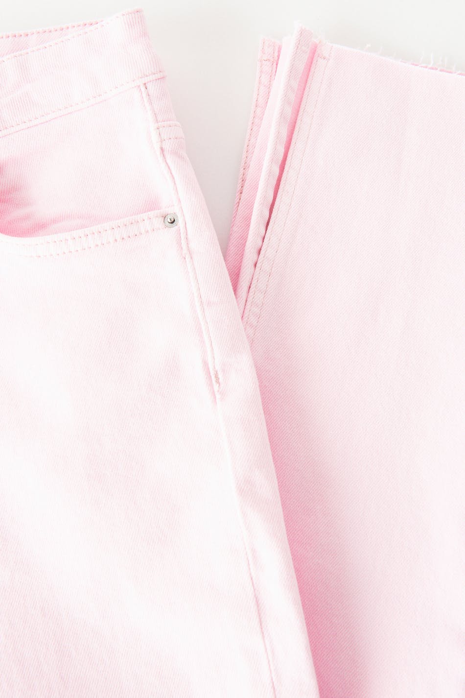 High waist slit jeans