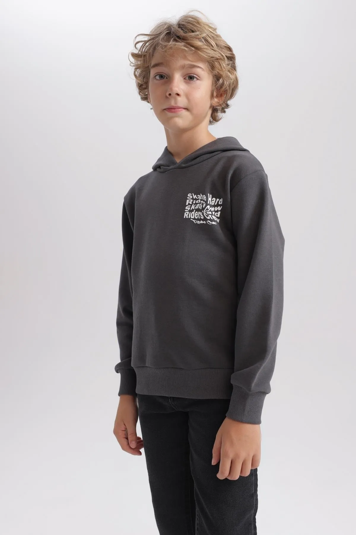 DeFacto  Bedrucktes Sweatshirt mit Kapuze für Jungen A4585a823au