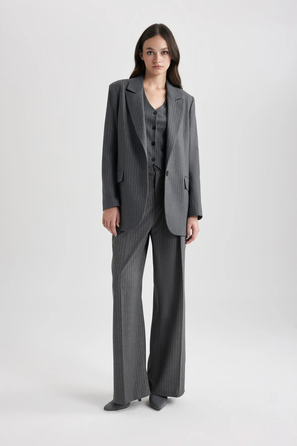 DeFacto  Hose mit weitem Bein und hoher Taille und breiten Beintaschen
