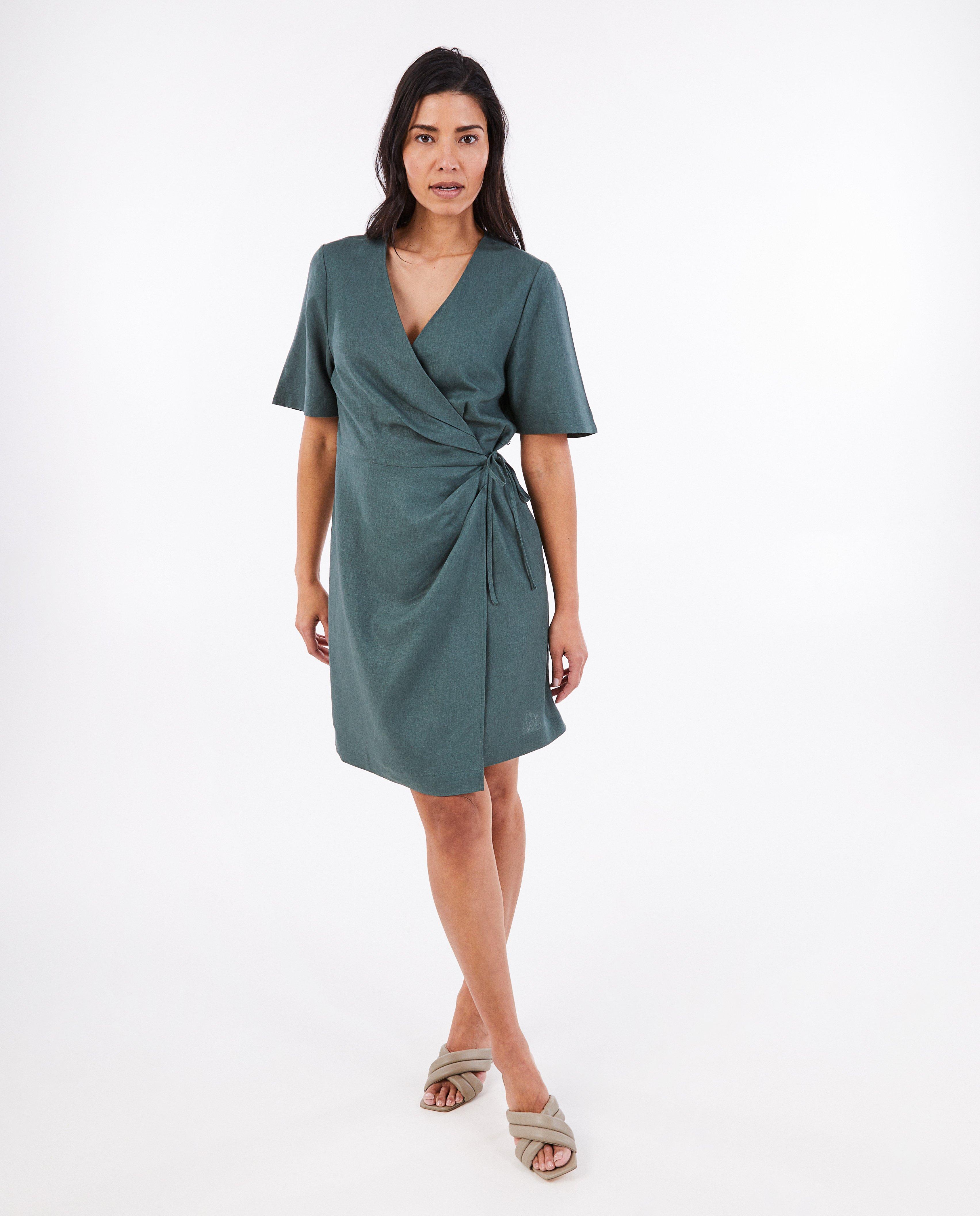 Rochie petrecută Sora Green cu imprimeu kaki din in