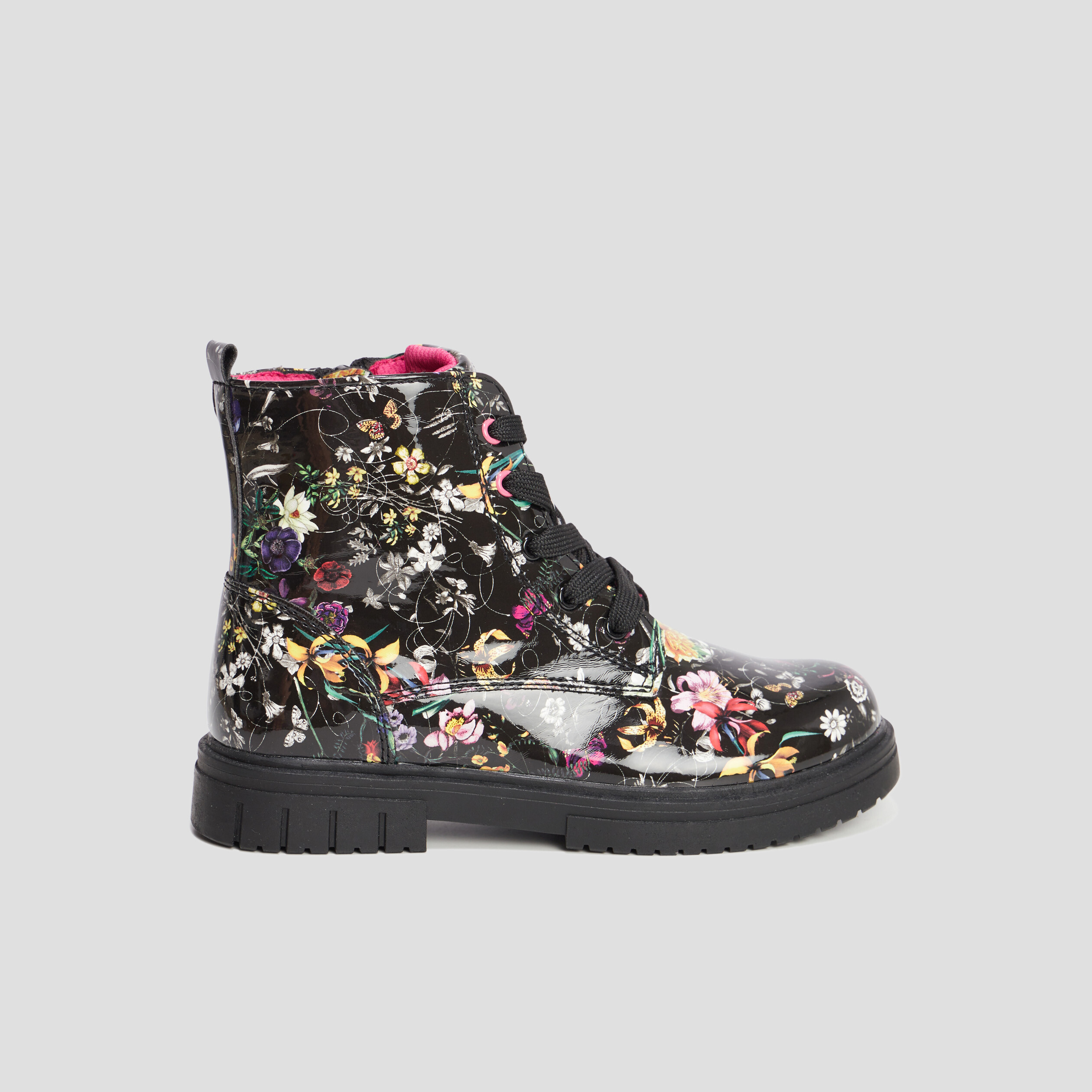 Bottines vernies crantées en cuir noir fille | La Halle