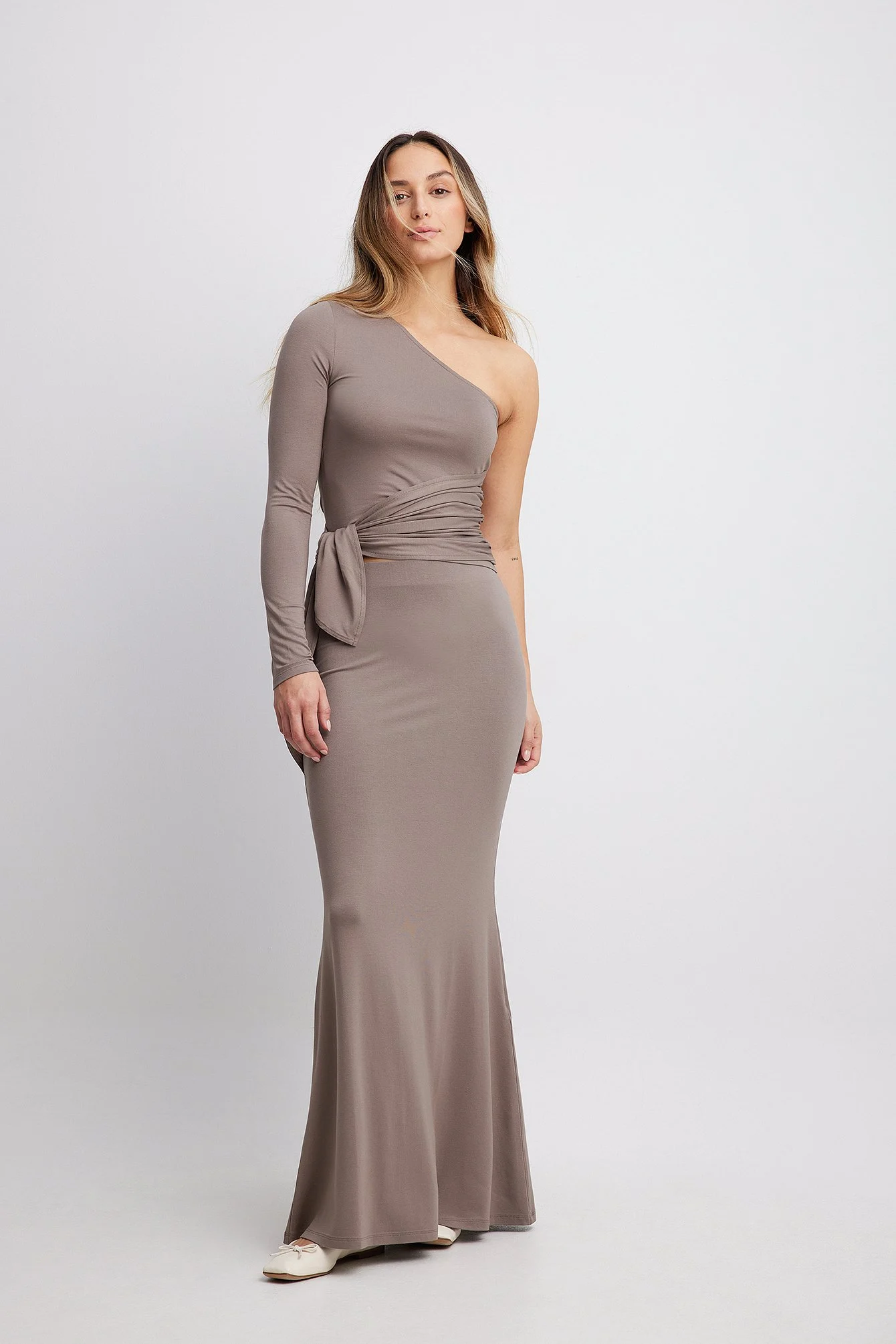 Soft Line Tie Top